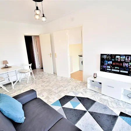 L'orangerie - Proche - Terrasse - Parking Prive - Clim شقة *